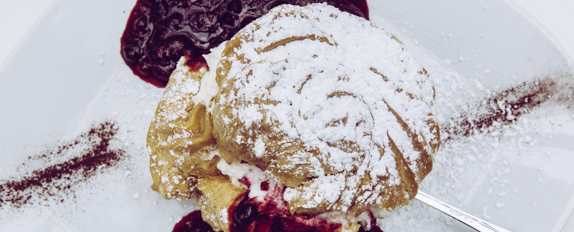 Desserts and gourmet snacks - Switzerland