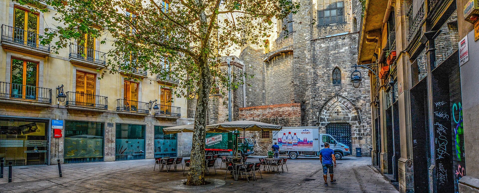 4 - Walk in the Gothic Quarter - Barcelona