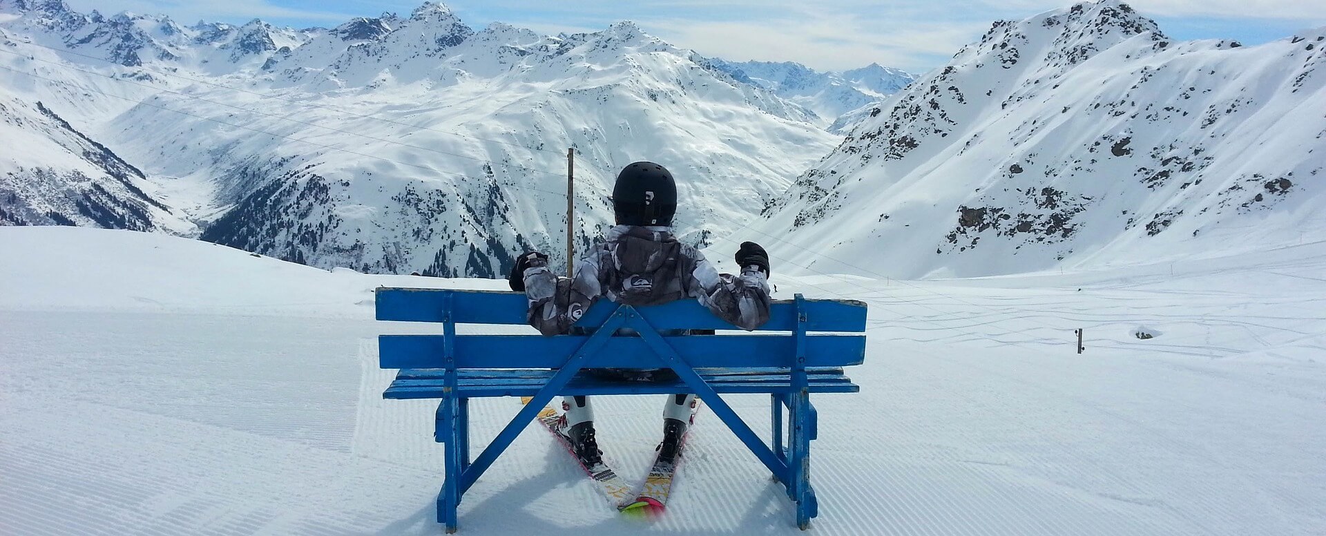 8 - Skiing - Switzerland