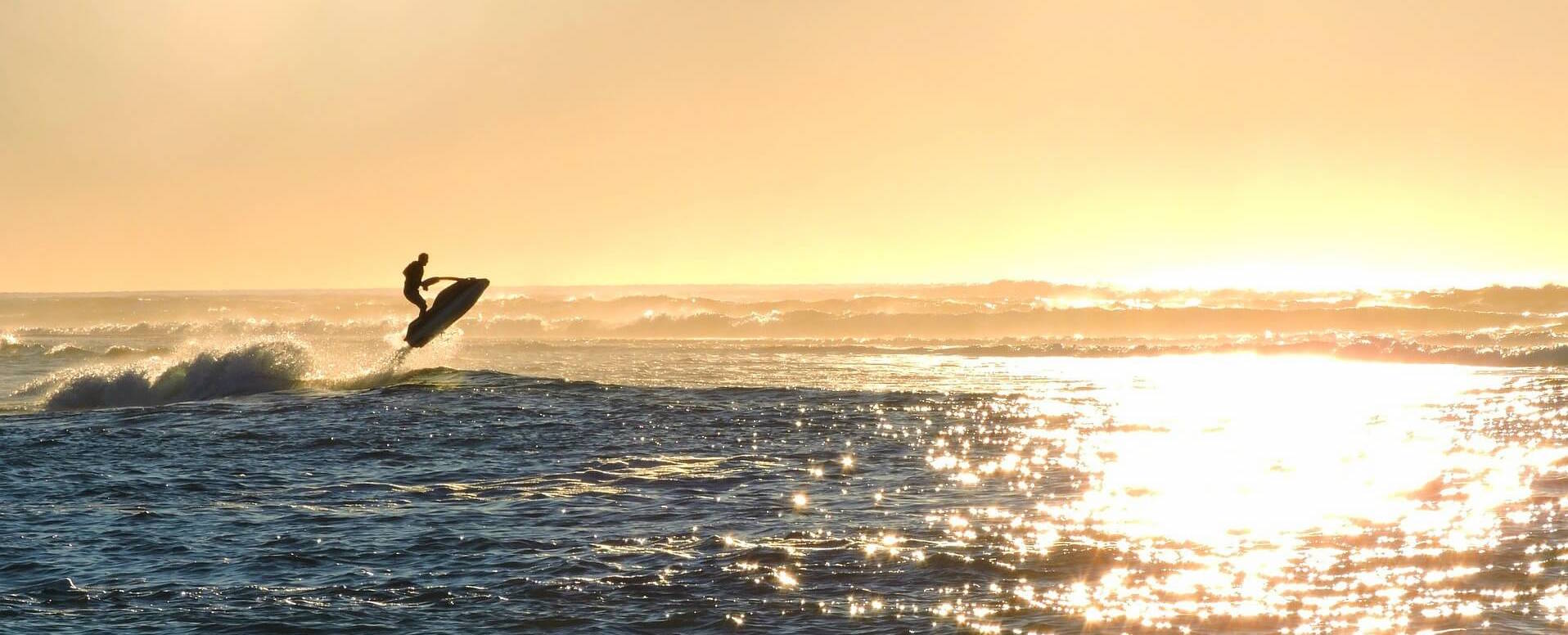 Travel the sea by jet ski - Algarve