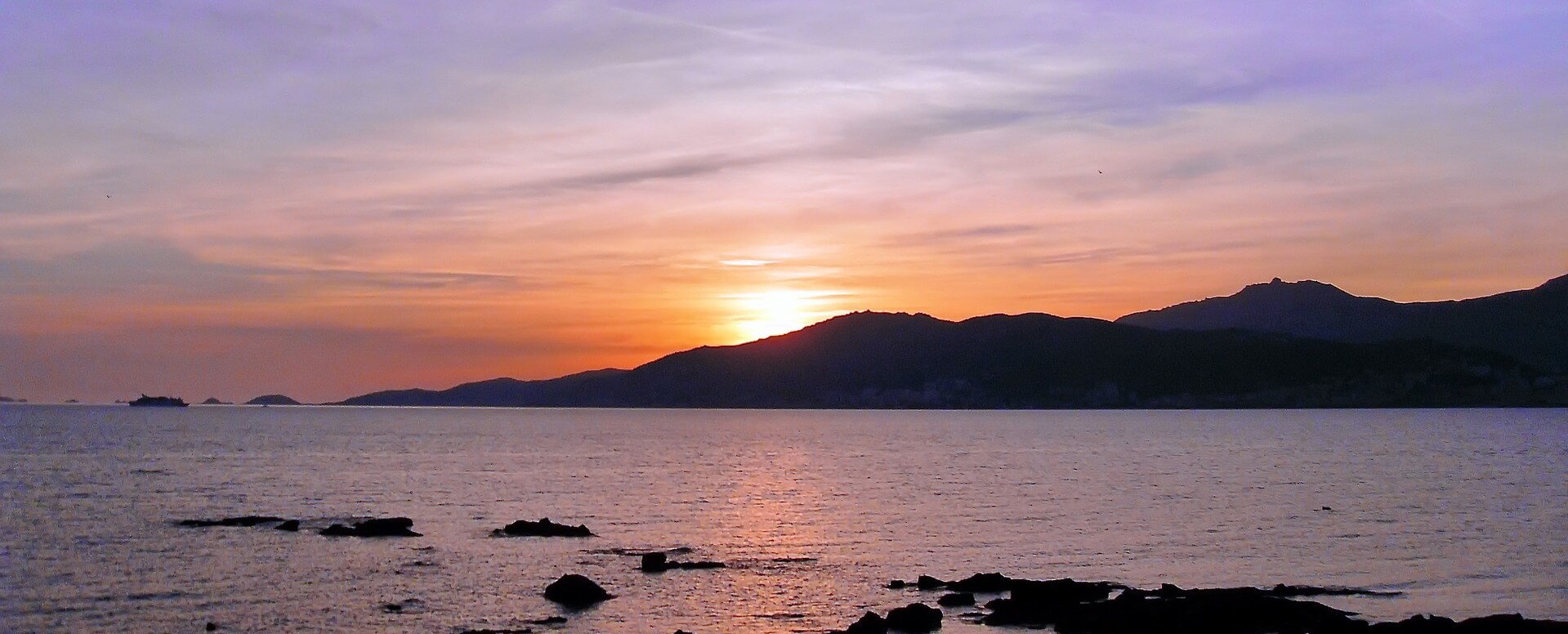 ROUSSE ISLAND - Corsica