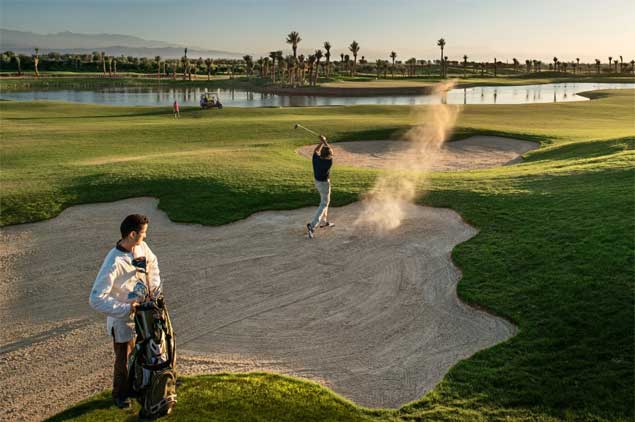 Villa rentals on a golf course