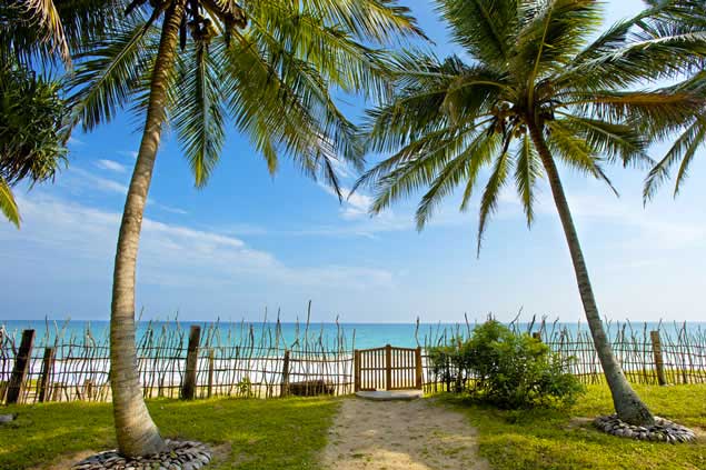 Villa rentals direct access to the beach