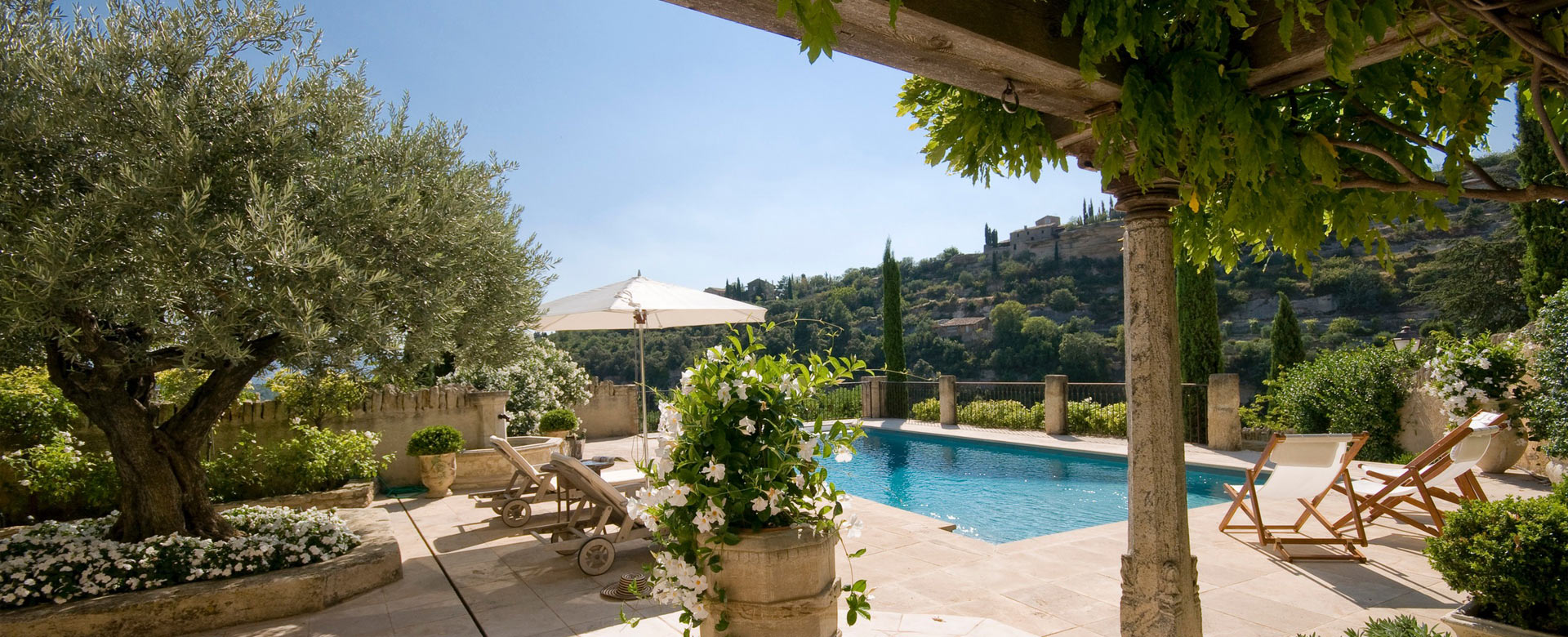 Luxury villa rentals in Provence Villanovo