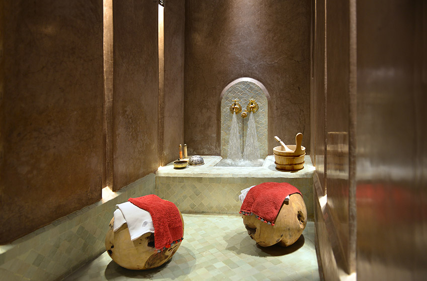 The luxury of a spa in a villa: Relaxing with your family, partner, or friends