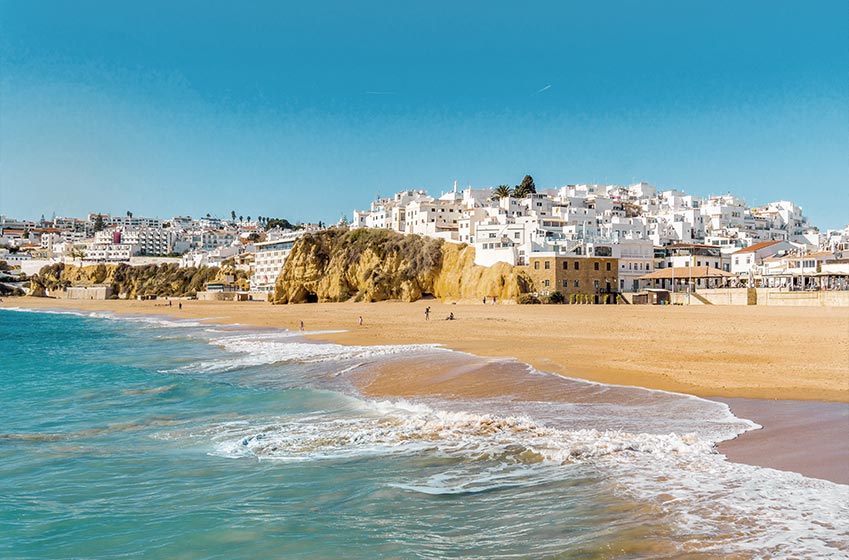 What are the best places to visit in the Algarve, Portugal?