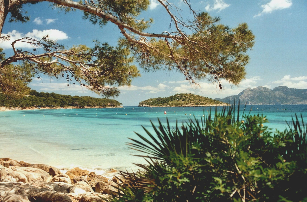 Best Warm Winter Destinations in Europe for Your Family Holidays