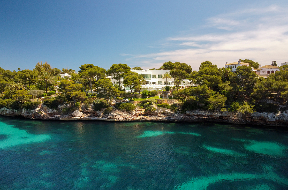 Mallorca with Family: A Travel Guide with Activities and Places 