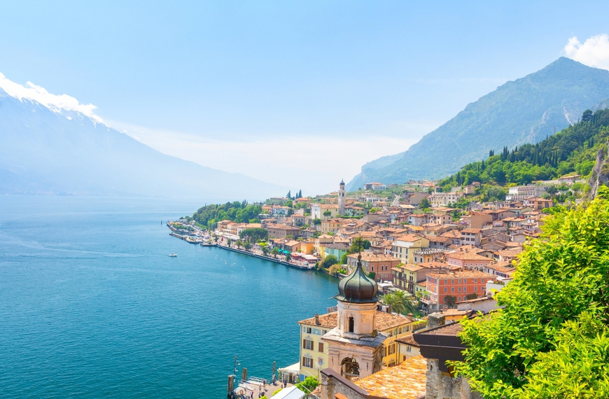 The Italian Lakes: A romantic & elegant holiday destination