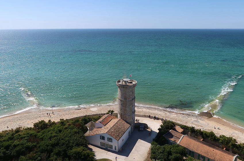 6. Île de Ré by bike: Picturesque villages and beaches to explore