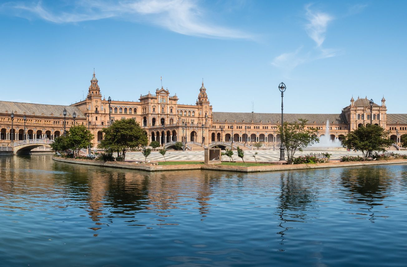 Spring in Andalusia: Sightseeing and outdoor adventures