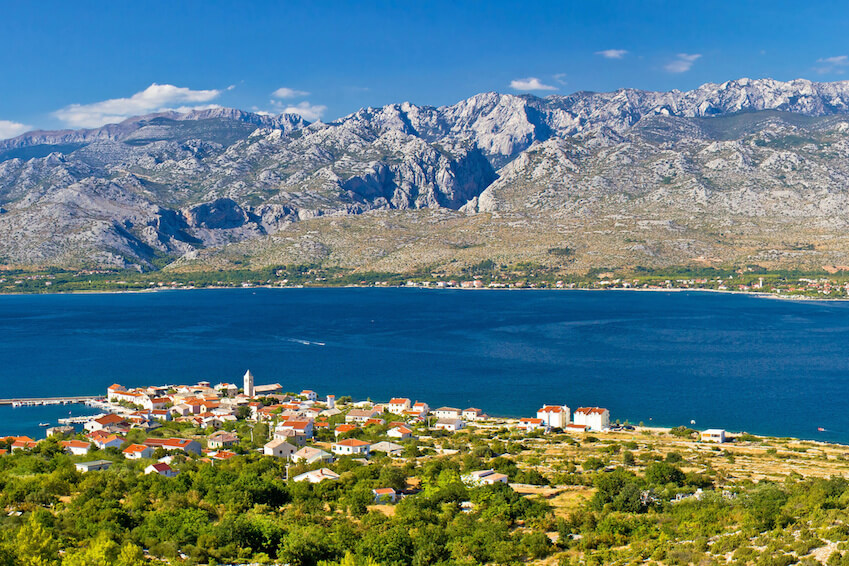 4) Climbing rocks in the national park of Paklenica