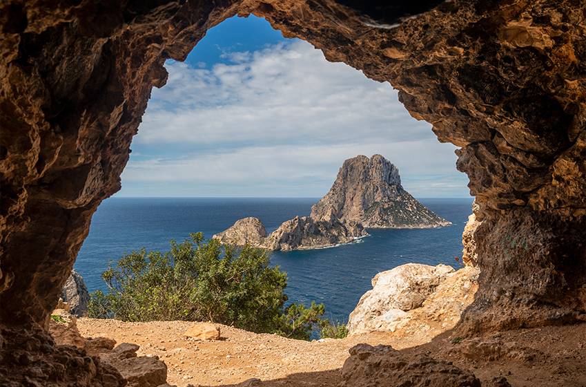 Spring landscapes and outdoor experiences