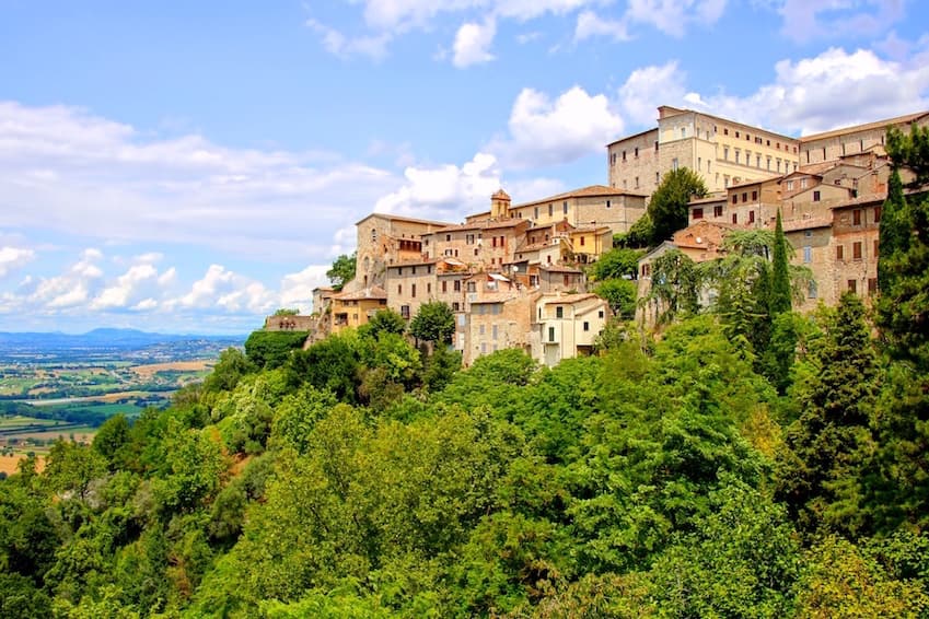 Umbria, the green heart of Italy | Villanovo