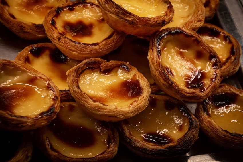 Enjoy a pastéis de nata in Belém