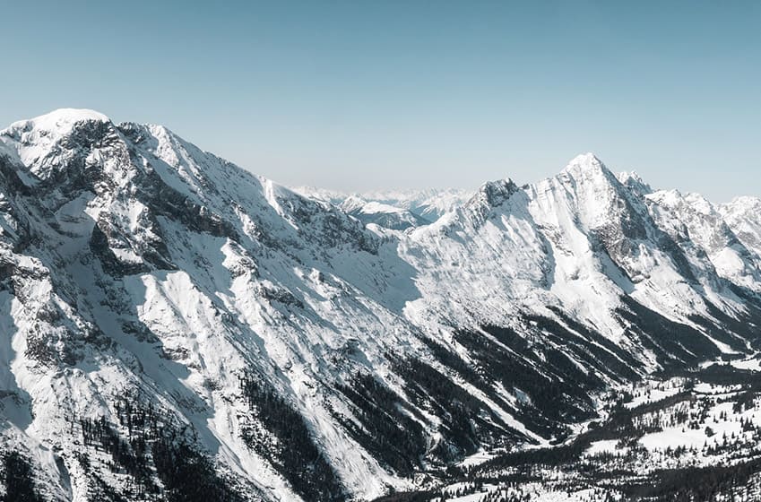 Tyrol: Alpine traditions and Christmas markets 