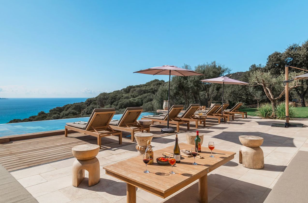 Casa Ondella: a secluded luxury villa overlooking the Gulf of Valinco