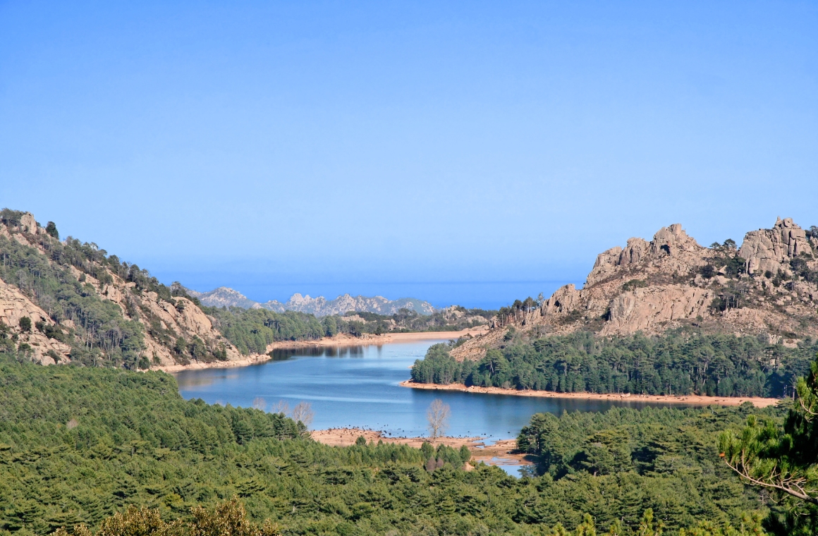 Is Porto-Vecchio worth visiting? A paradise of mountains and sea