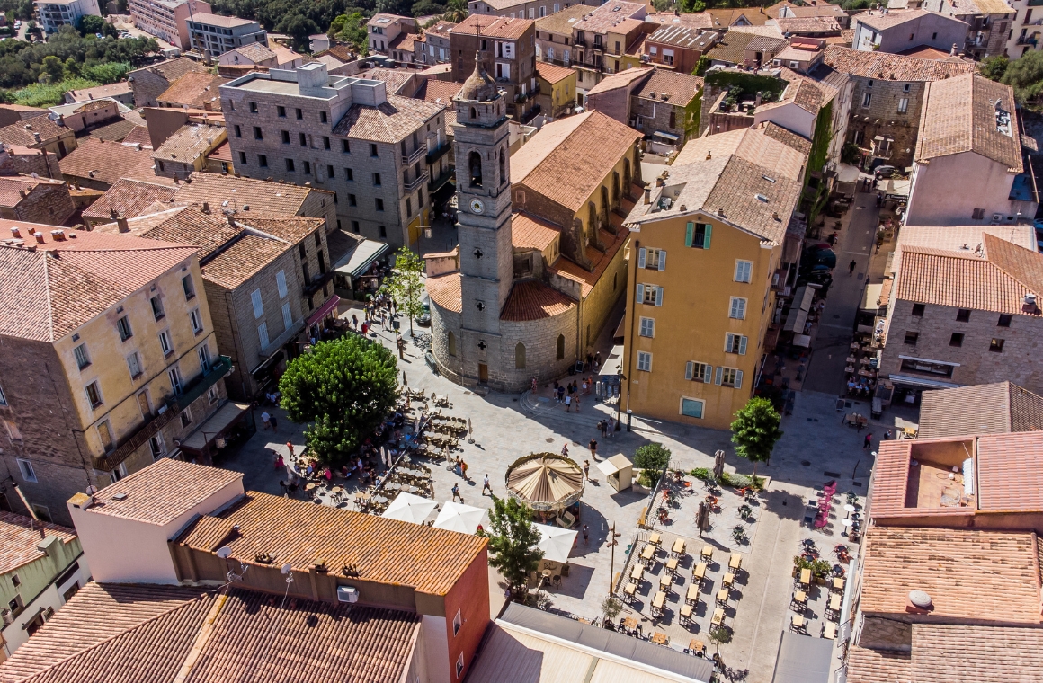 The Porto-Vecchio lifestyle: Evenings, markets and local flavours 