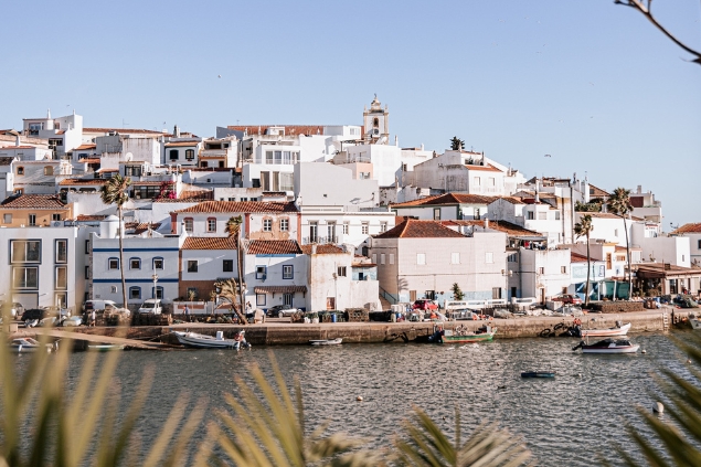 Rent a Villa in the Algarve for a Luxury Stay in Portugal