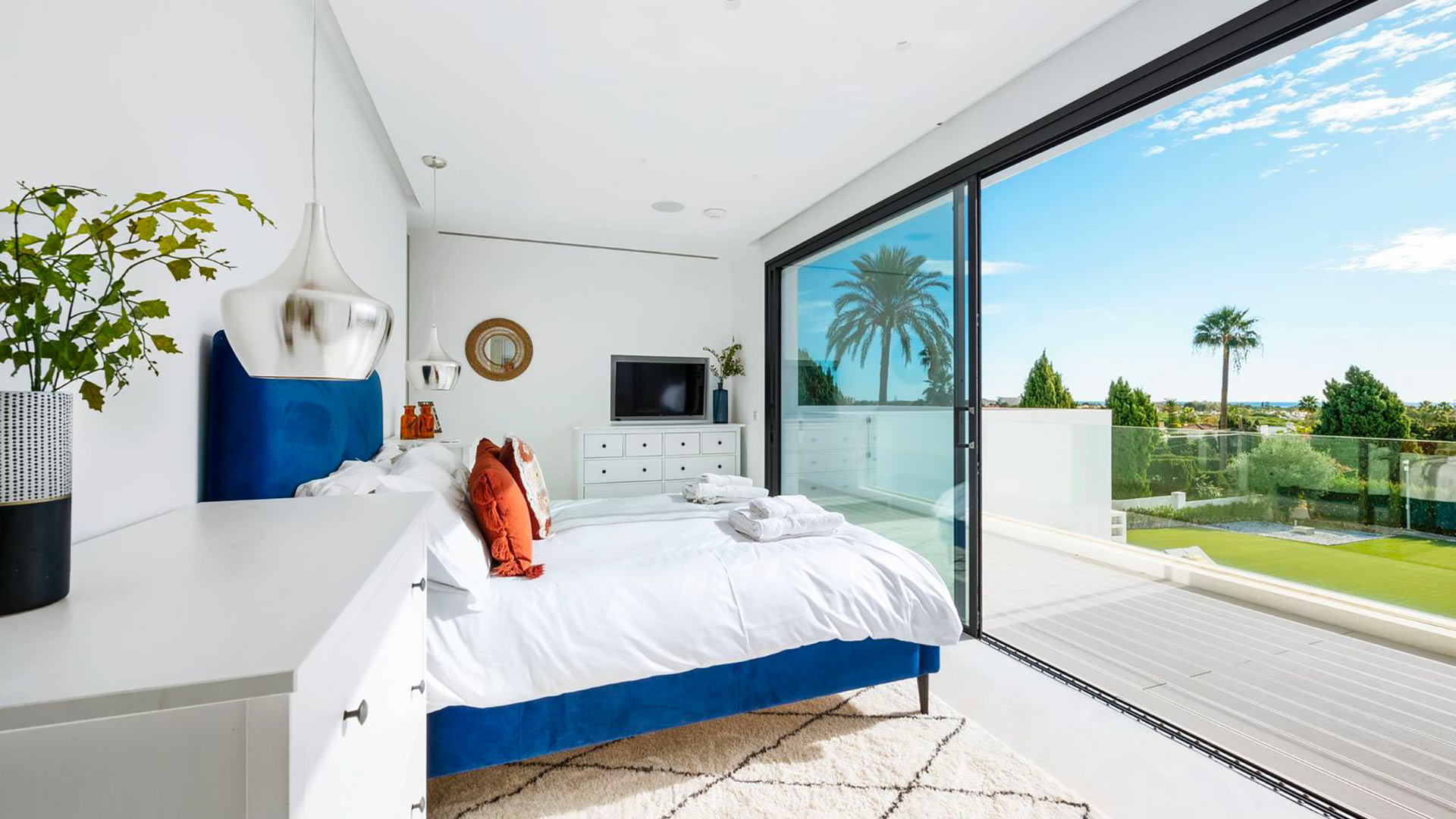 Villa Almudena — Estepona