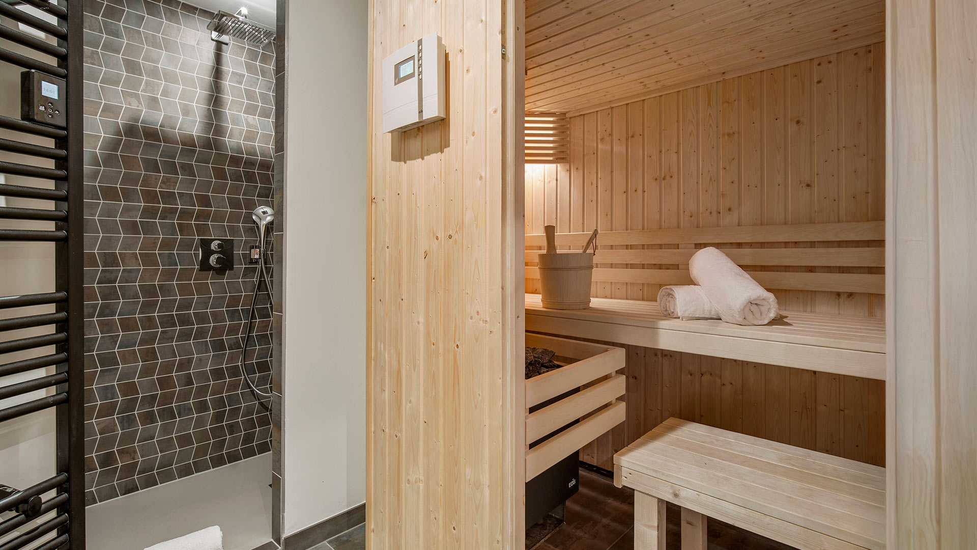 Penthouse Lunys - Image 11
