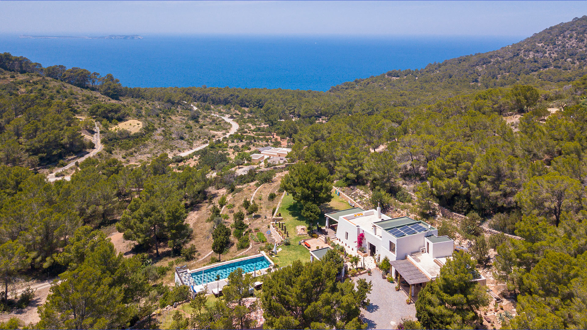 Can Besora — Cala Salada