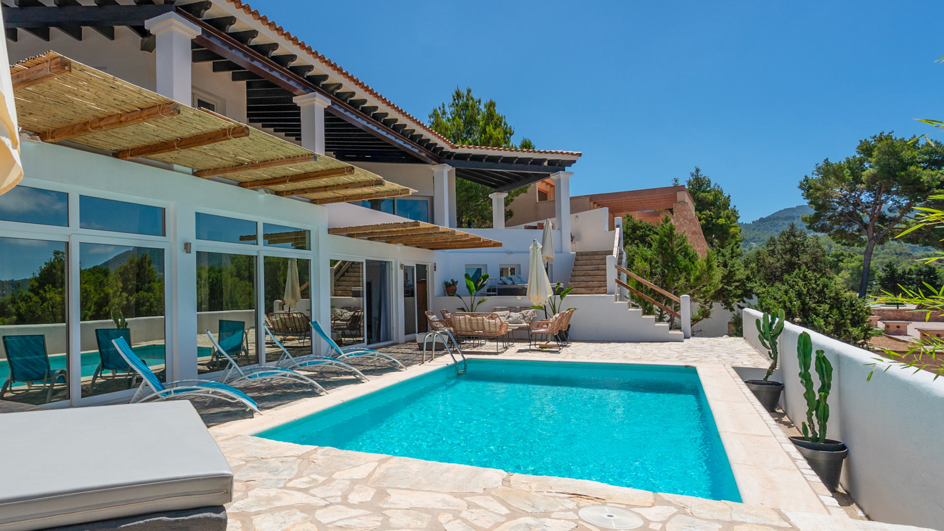 Villa White Pink, Rental in Ibiza