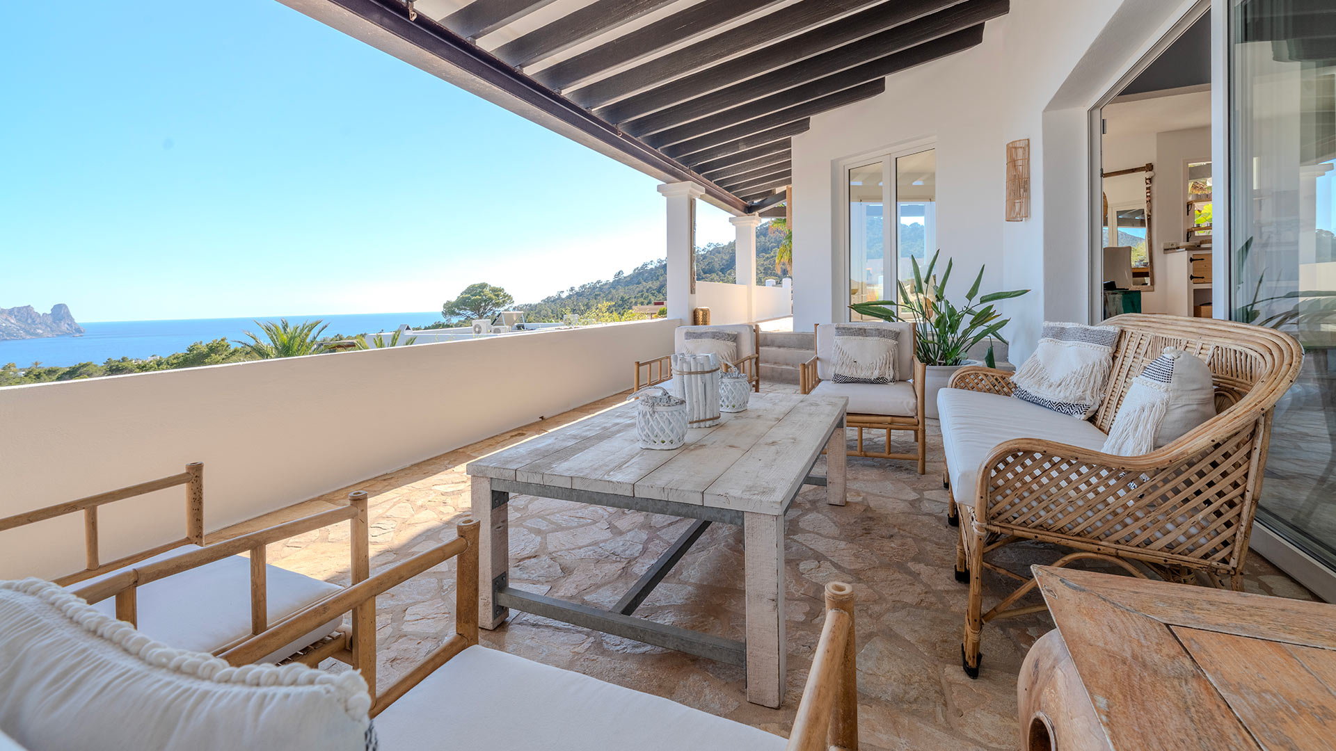 White Pink — Cala Carbo