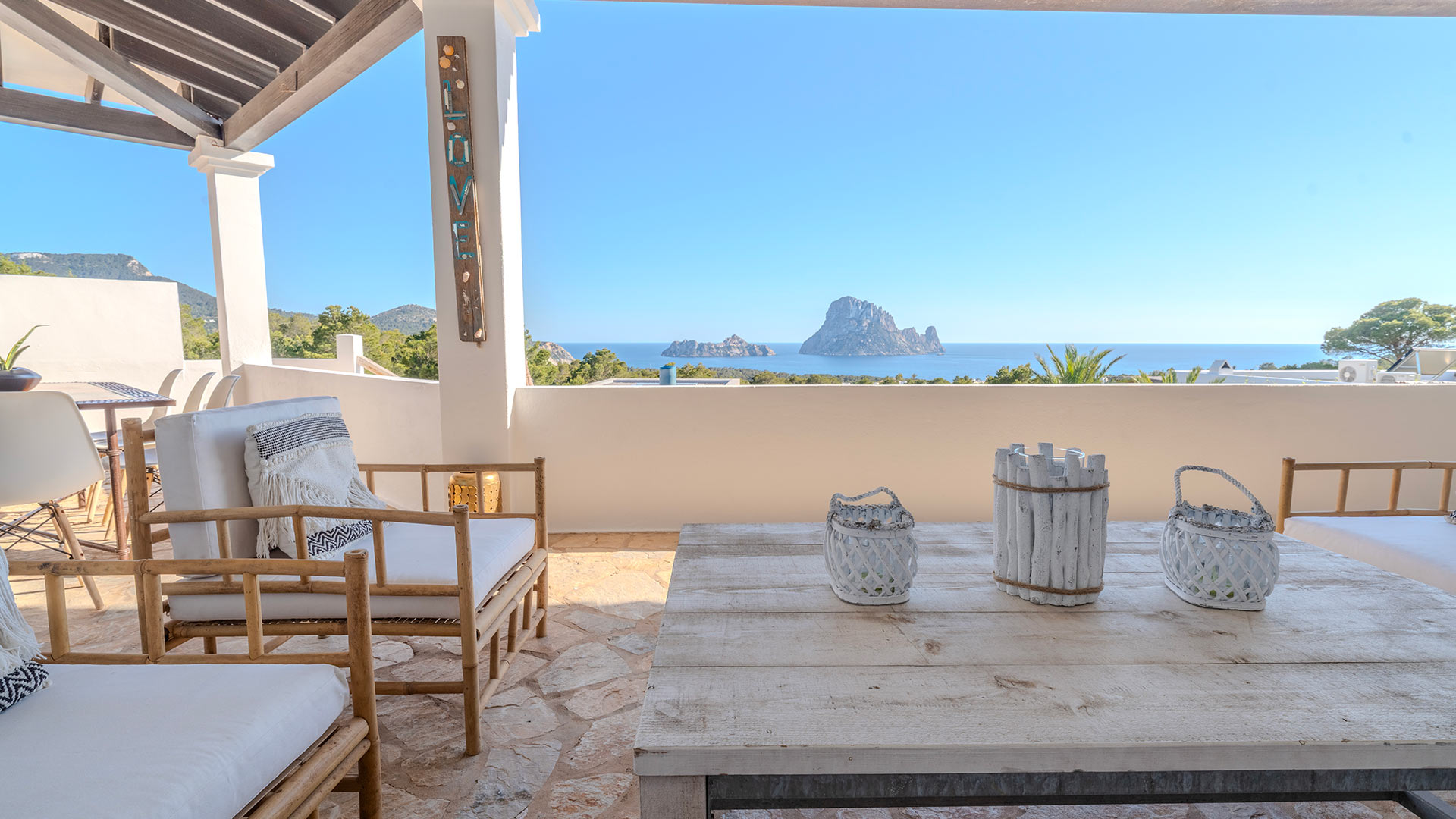 White Pink — Cala Carbo