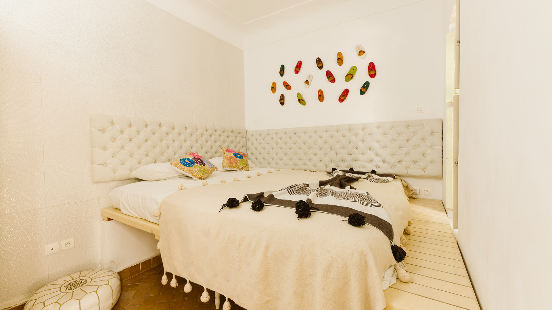 Riad Crystal - Image 24