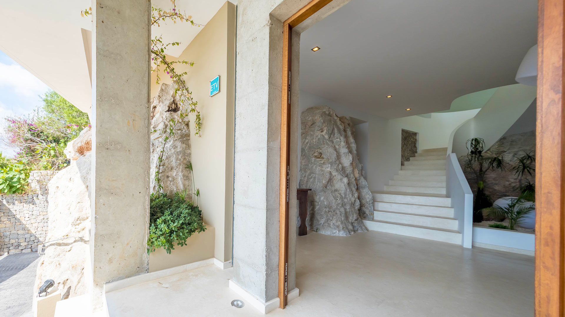 Puig Manya — Ibiza