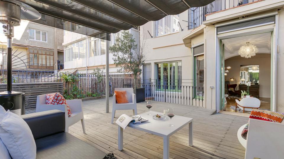 Luxury villa rentals and apartments in Barcelona Villanovo