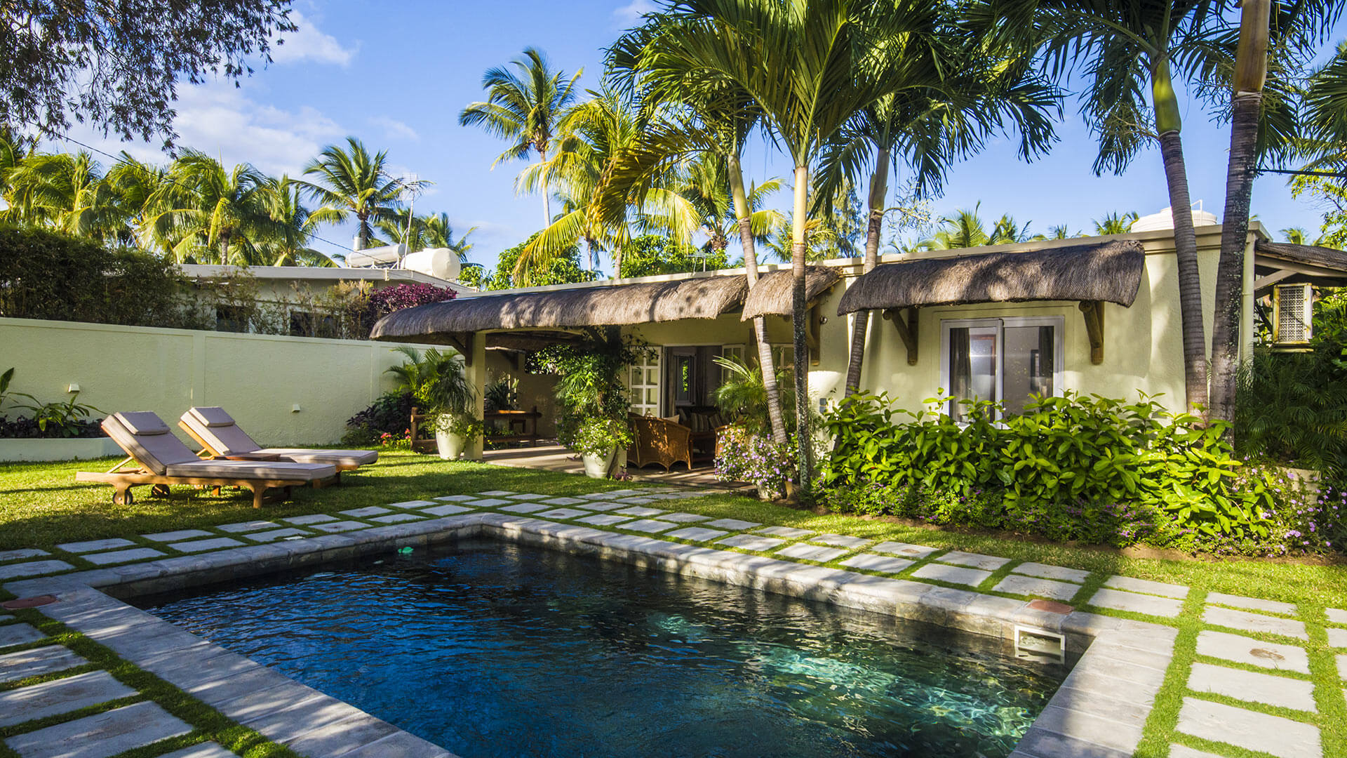 Get Diamond Villa Mauritius Images