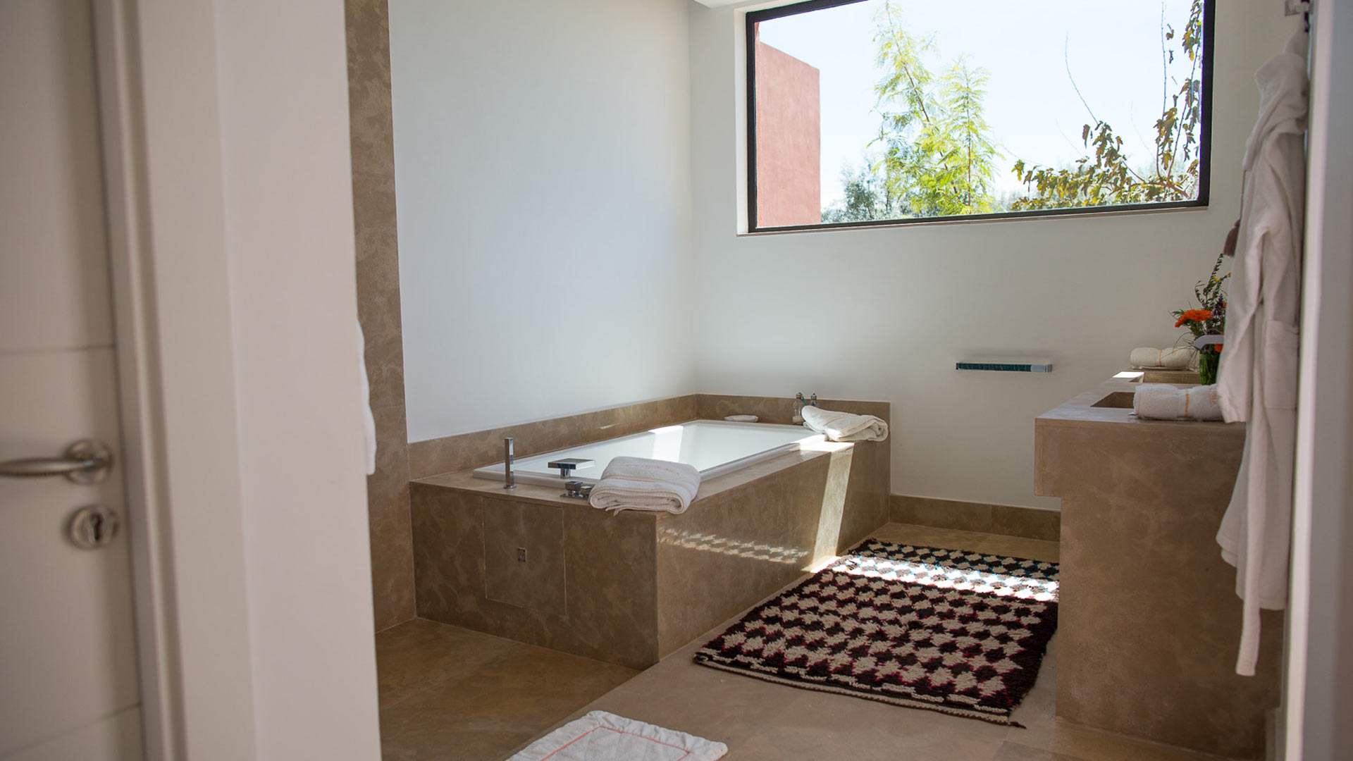 Aza - Image 38