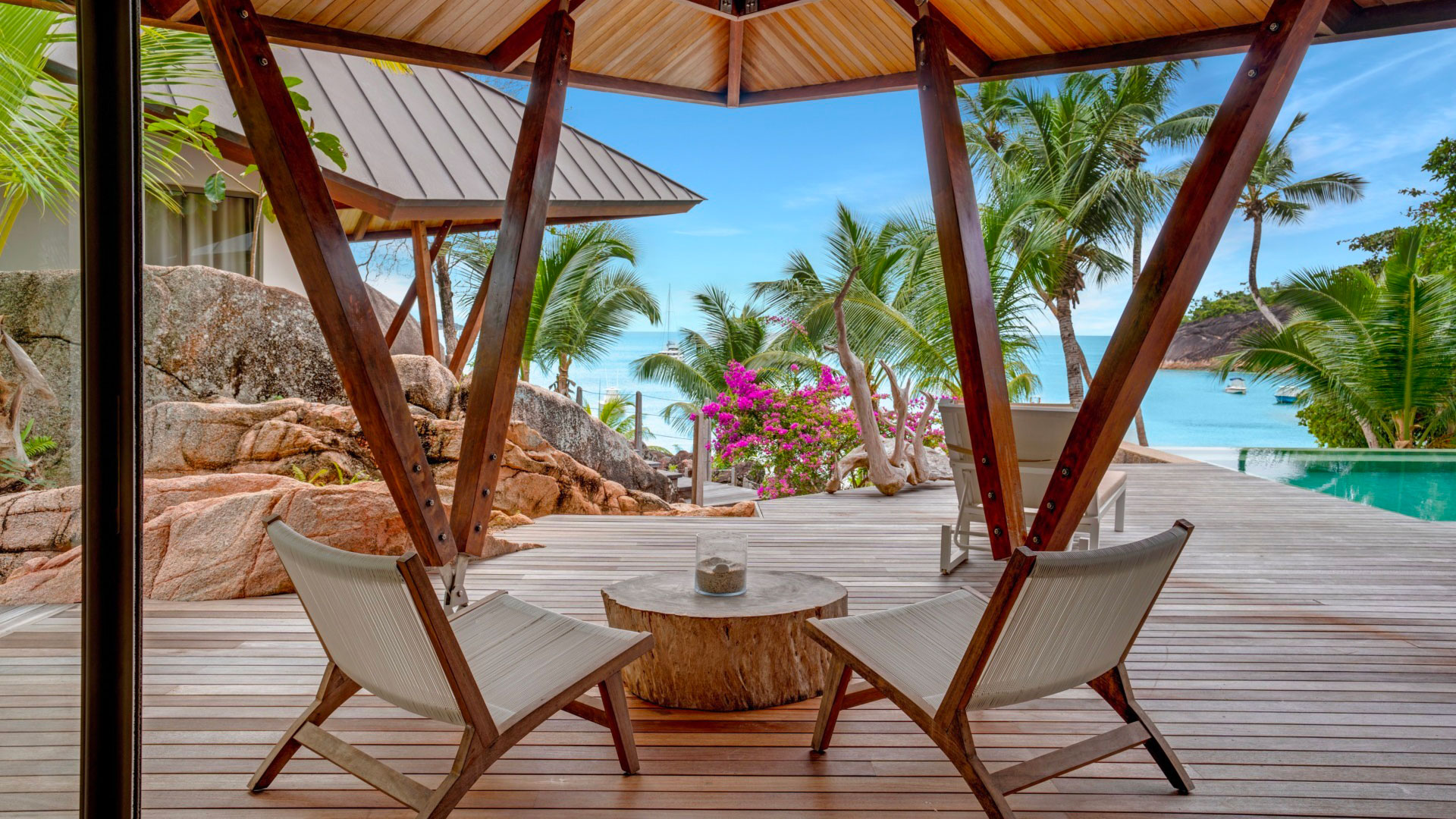 Beach Villa Praslin - Image 17