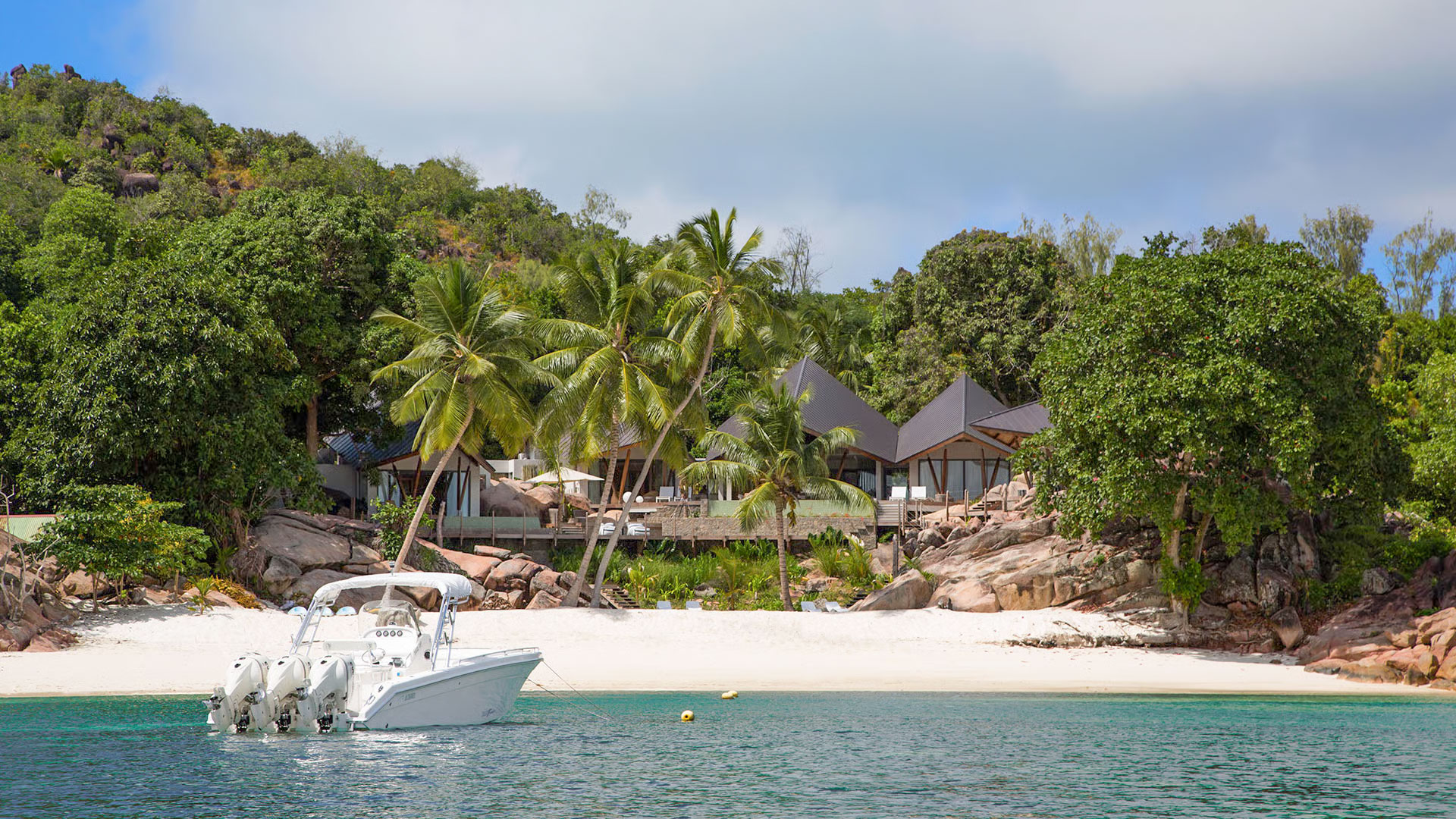 Beach Villa Praslin - Image 8
