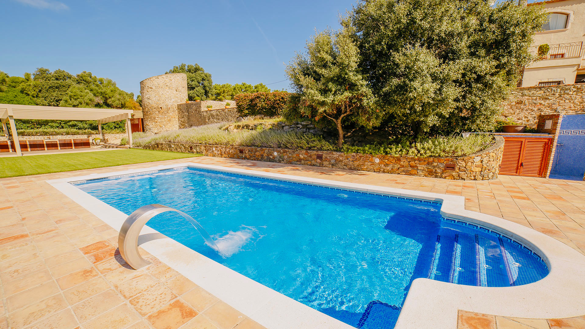 Villa Majestic & Spa — Girona