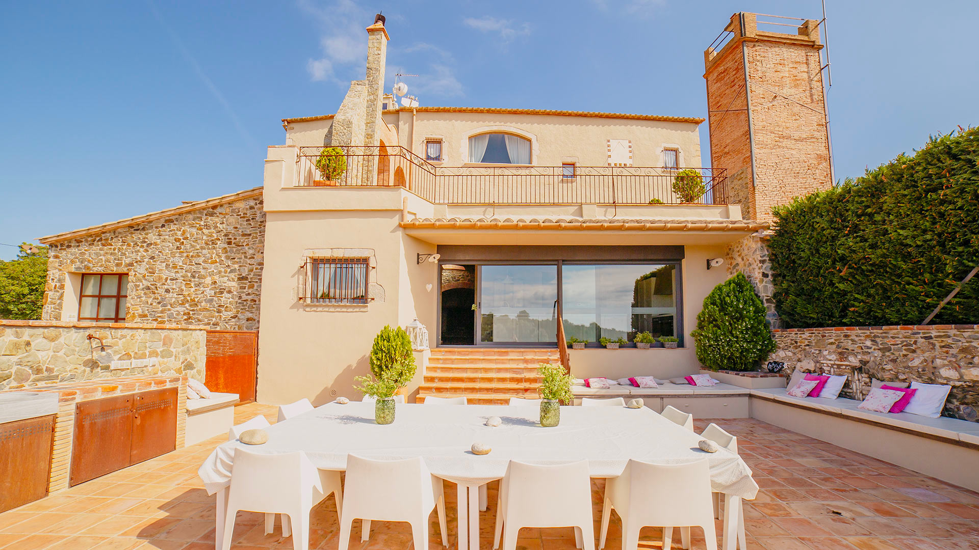 Villa Majestic & Spa — Girona