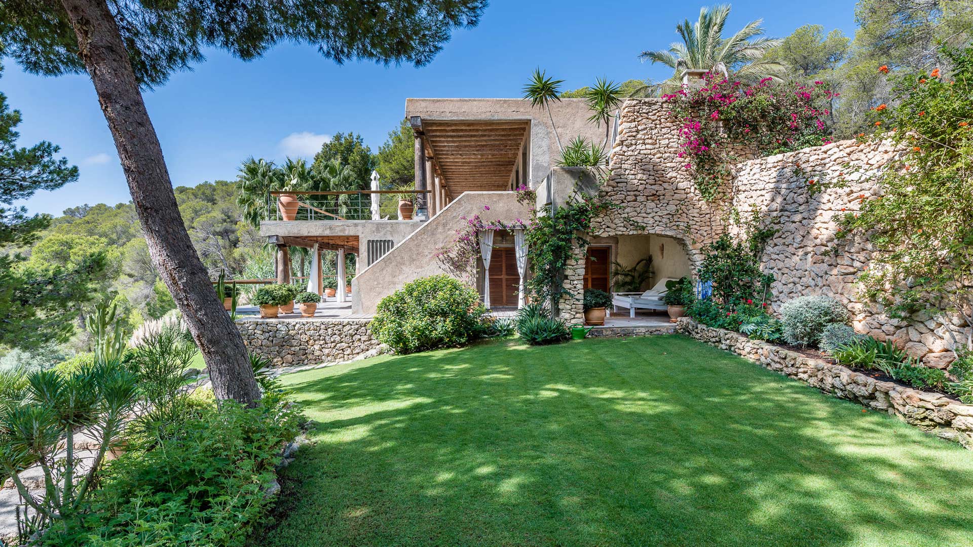 Villa Sarria — Es Cubells