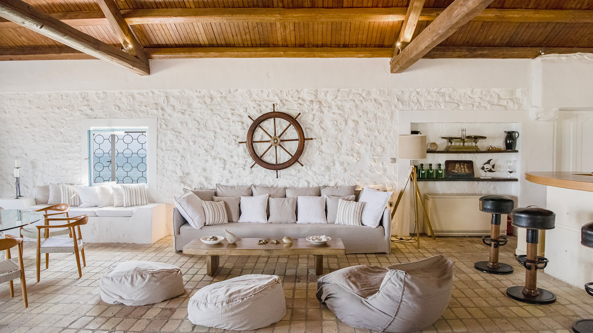 Villa Aphrodite Estate - Image 4