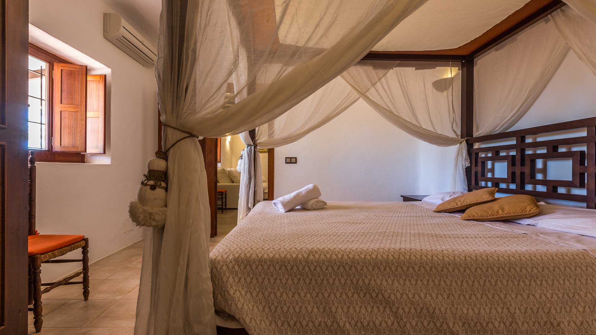 Villa Es Canar - Image 32