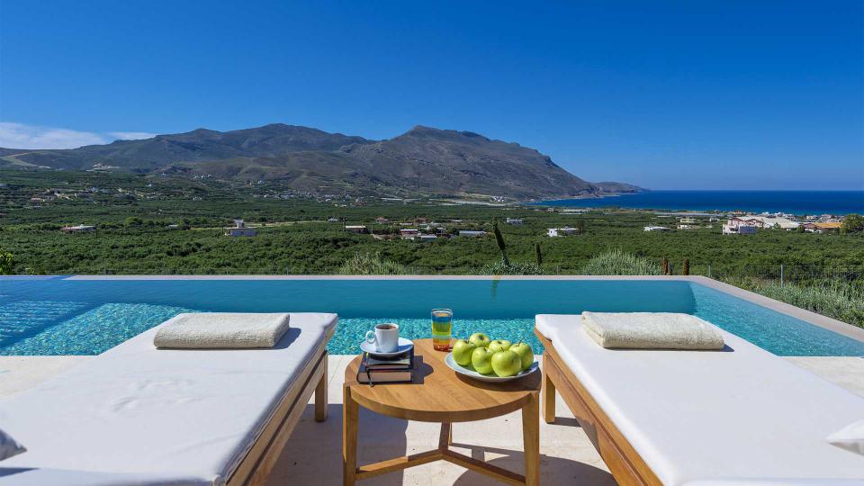 Top 7 family activities to do in Crete - Villanovo