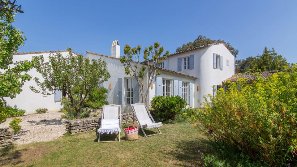 Villa Alméria - Villa rental in Île de Ré, Sainte Marie de Ré | Villanovo