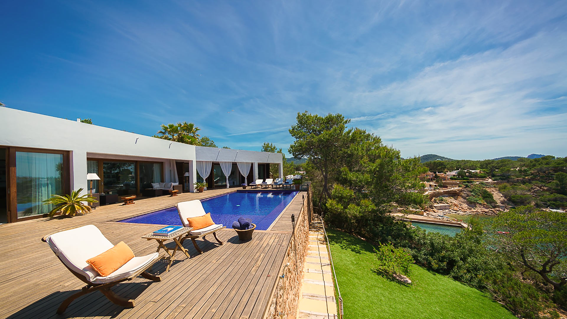 Voramar — Cala Tarida