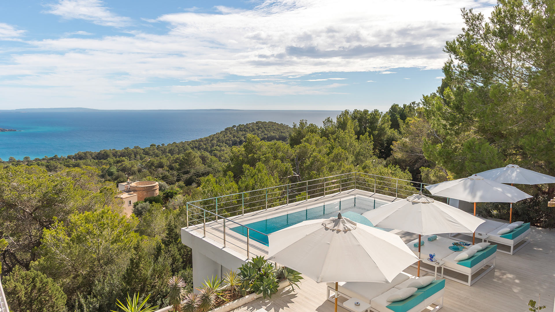 Villa White Angel — Es Cubells