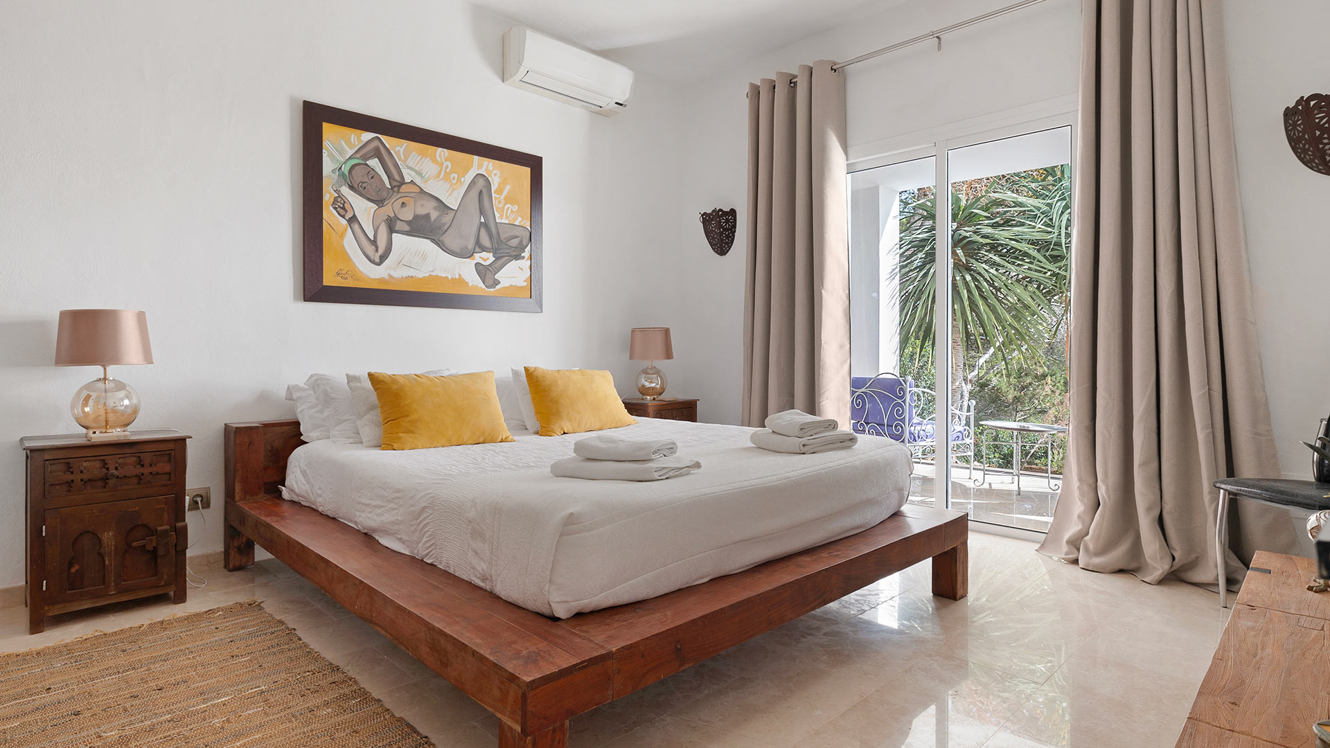 Villa White Angel — Es Cubells