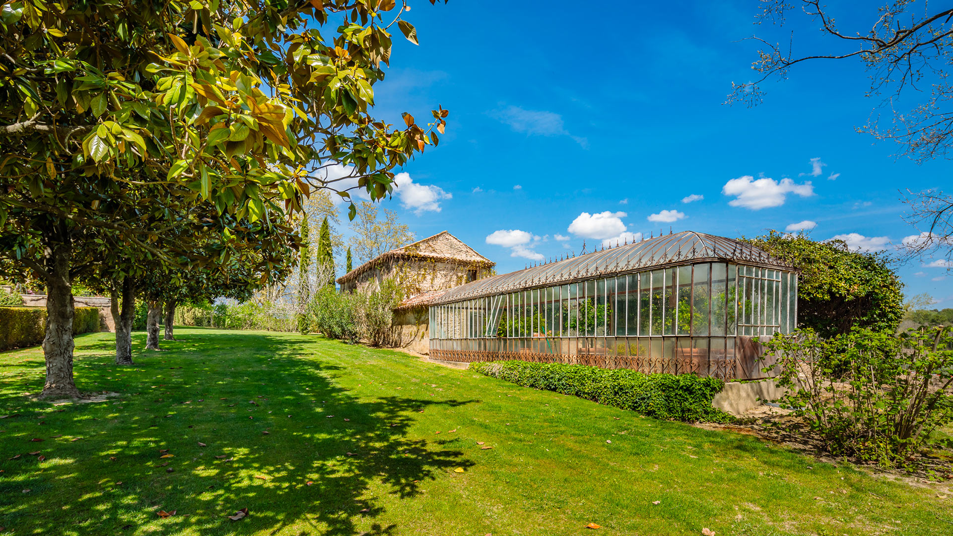 Château de Lusannes - Image 17