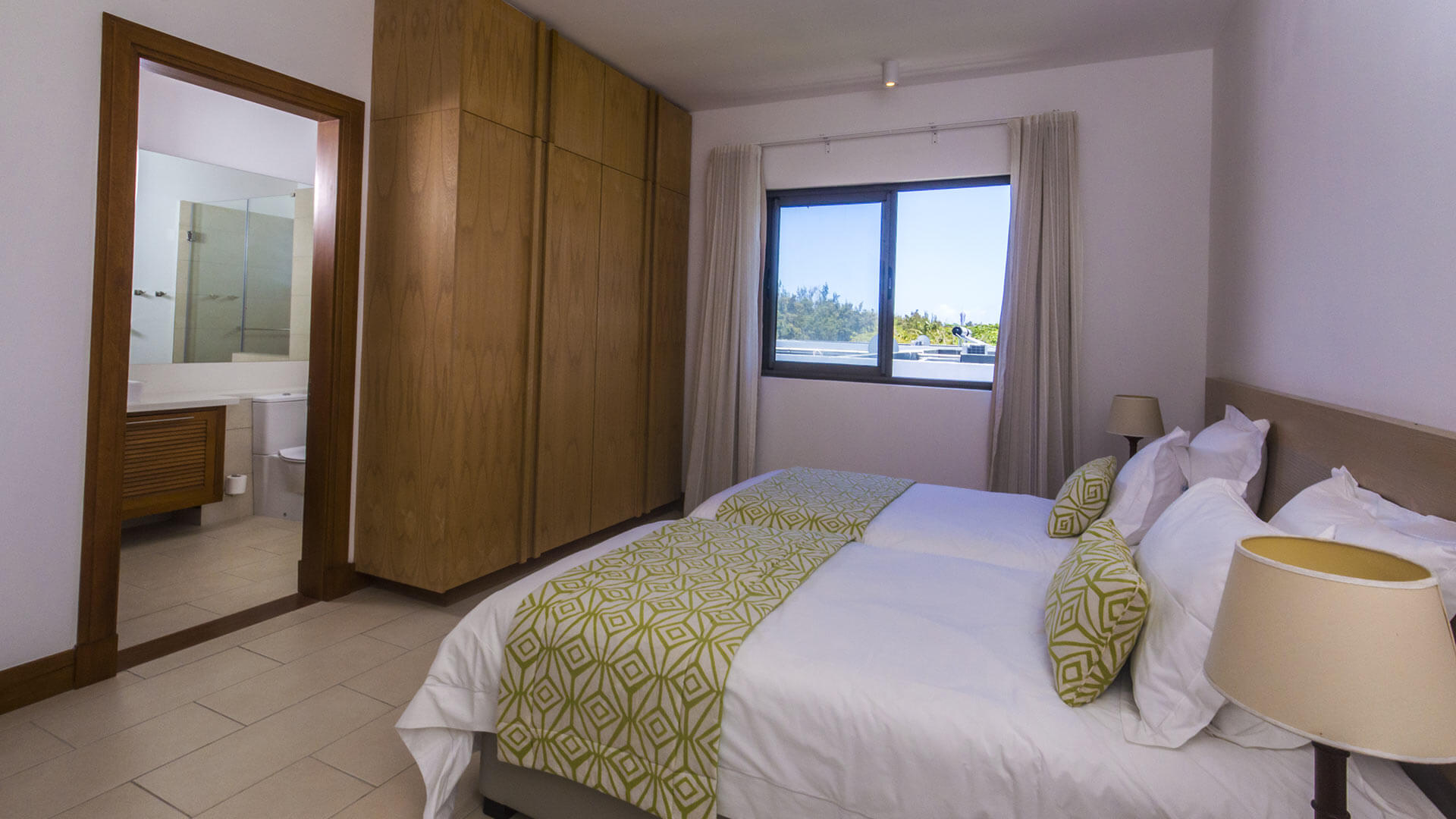 Penthouse Cap Soleil - Image 37
