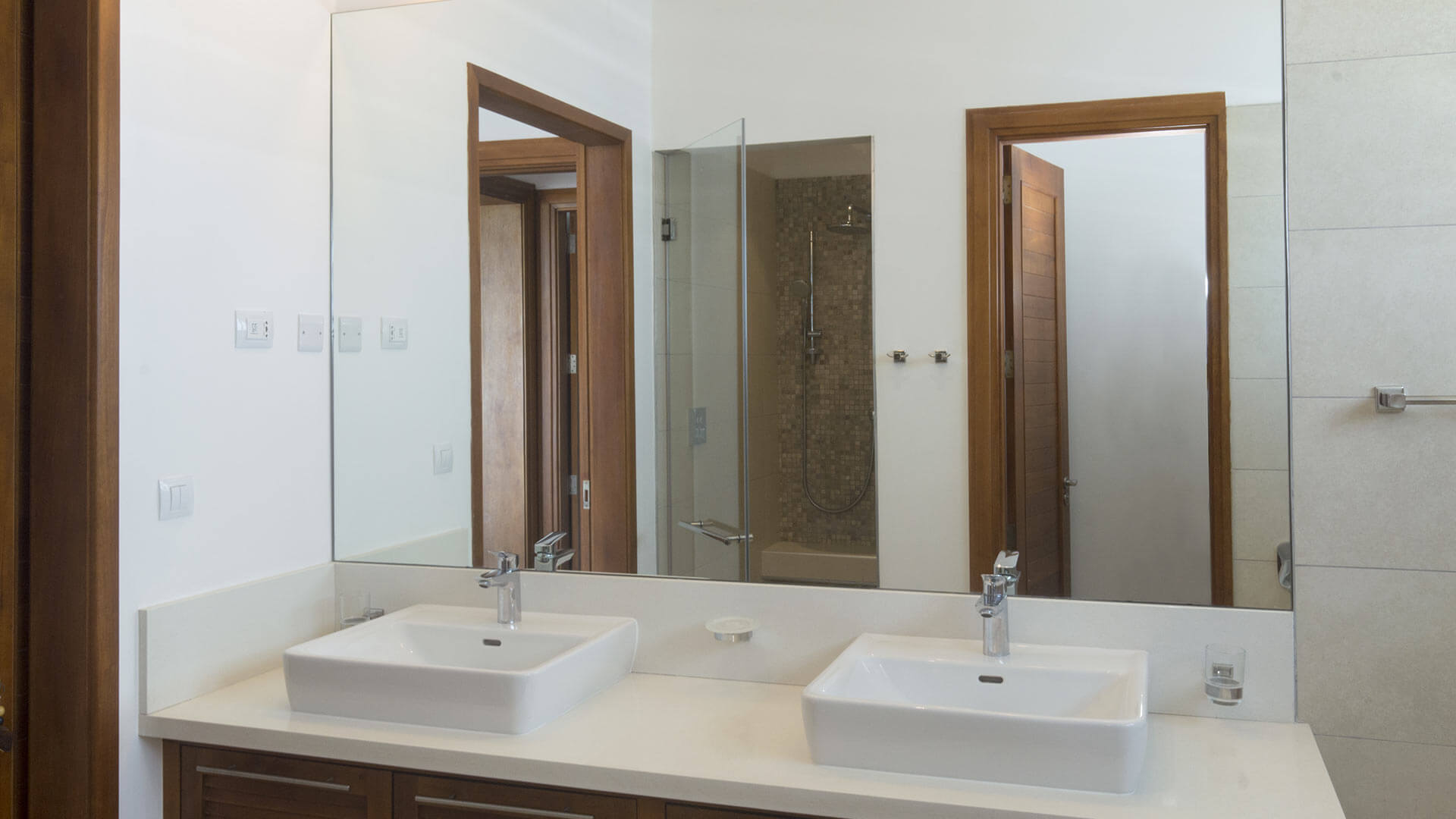 Penthouse Cap Soleil - Image 46